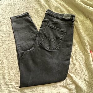 AE Curvy High Rise Black Jegging 18